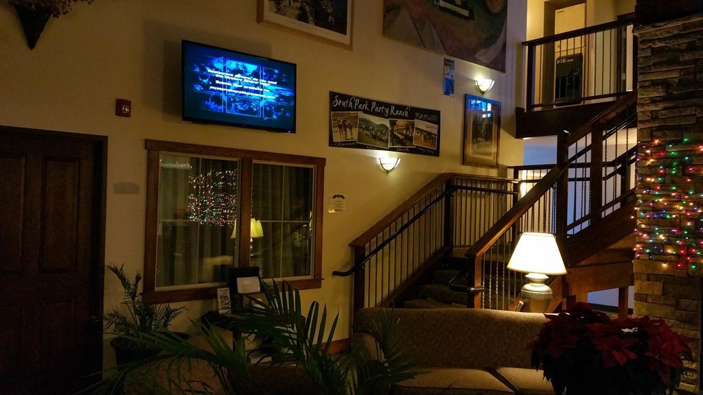 A Riverside Inn Travelodge By Wyndham فيربلي المظهر الخارجي الصورة