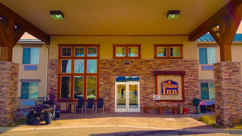A Riverside Inn Travelodge By Wyndham فيربلي المظهر الخارجي الصورة
